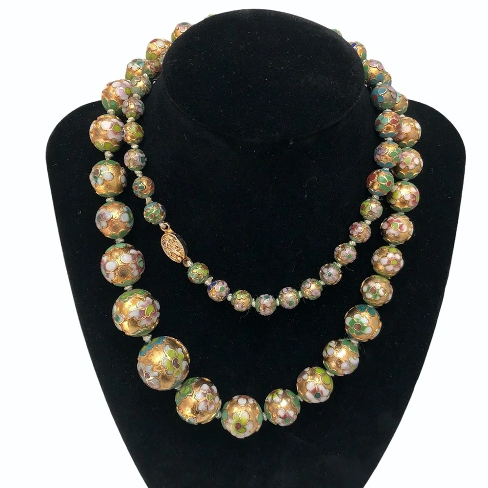VINTAGE GRADUATED CLOISONNÉ BEAD NECKLACE 30.5